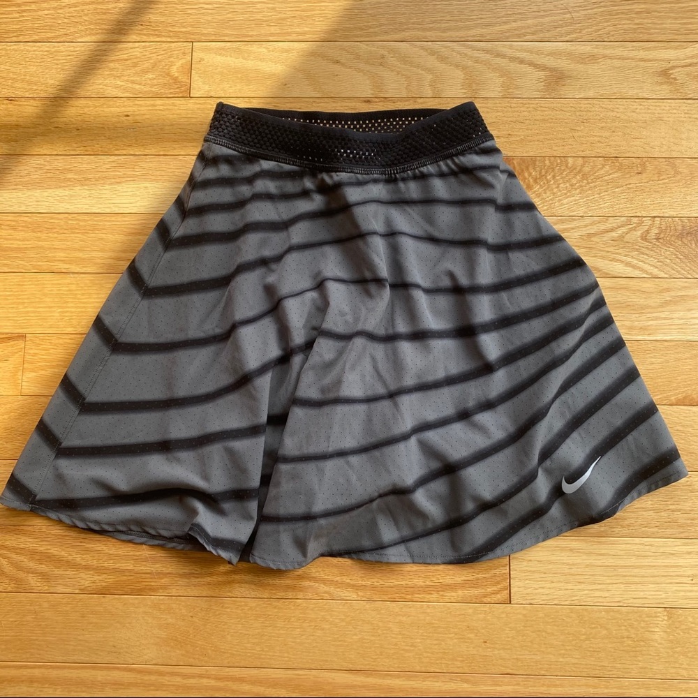 Nike Dri-Fit High Waisted Gray Tennis Skirt